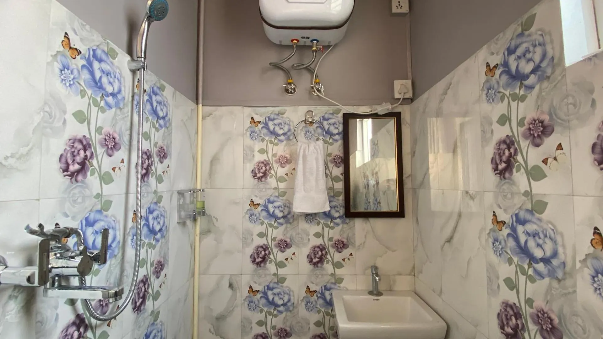 Charming Industrial Studio Apartment Kathmandu 0*,